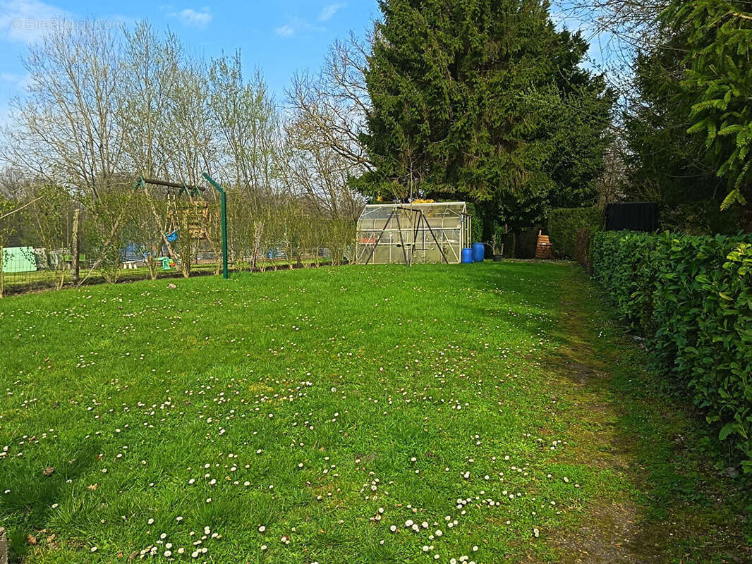 Maison à MENNEVRET