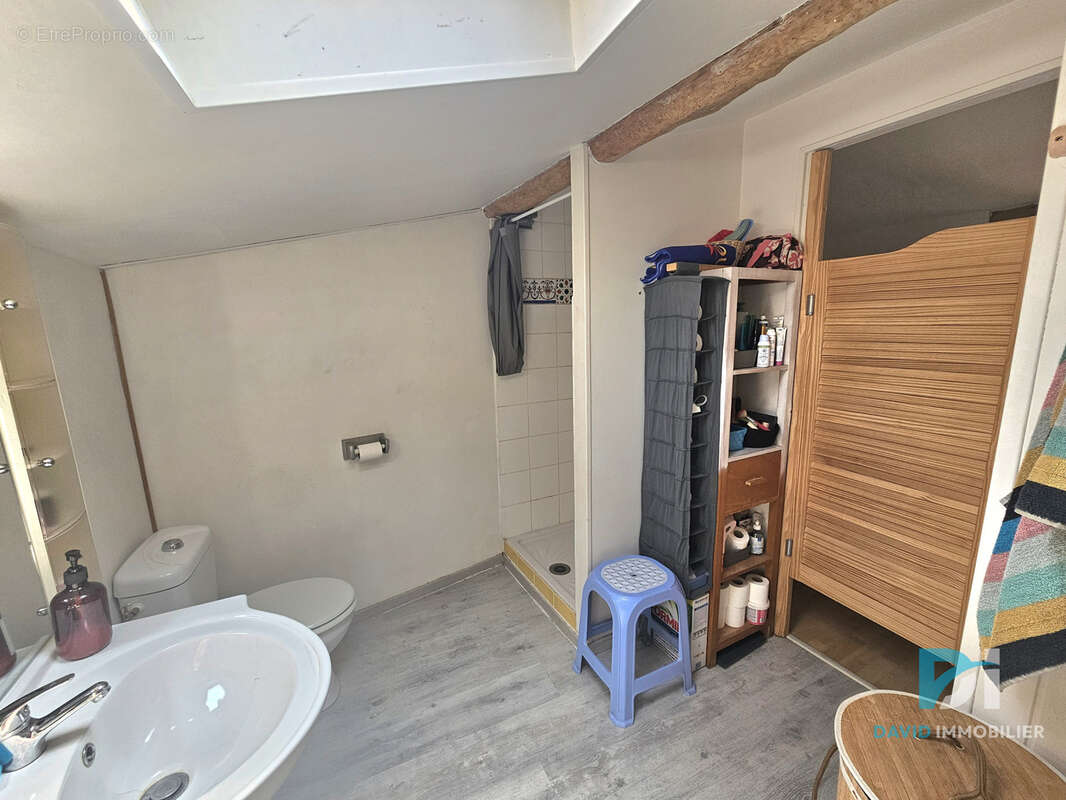 Maison de village avec garage et T2 indépendant - photo 17