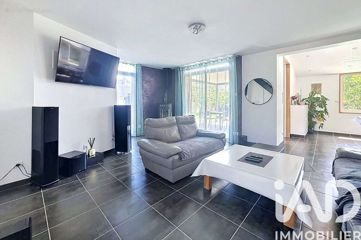 Photo 2 - Maison à SAINT-JEAN-DE-LIVERSAY
