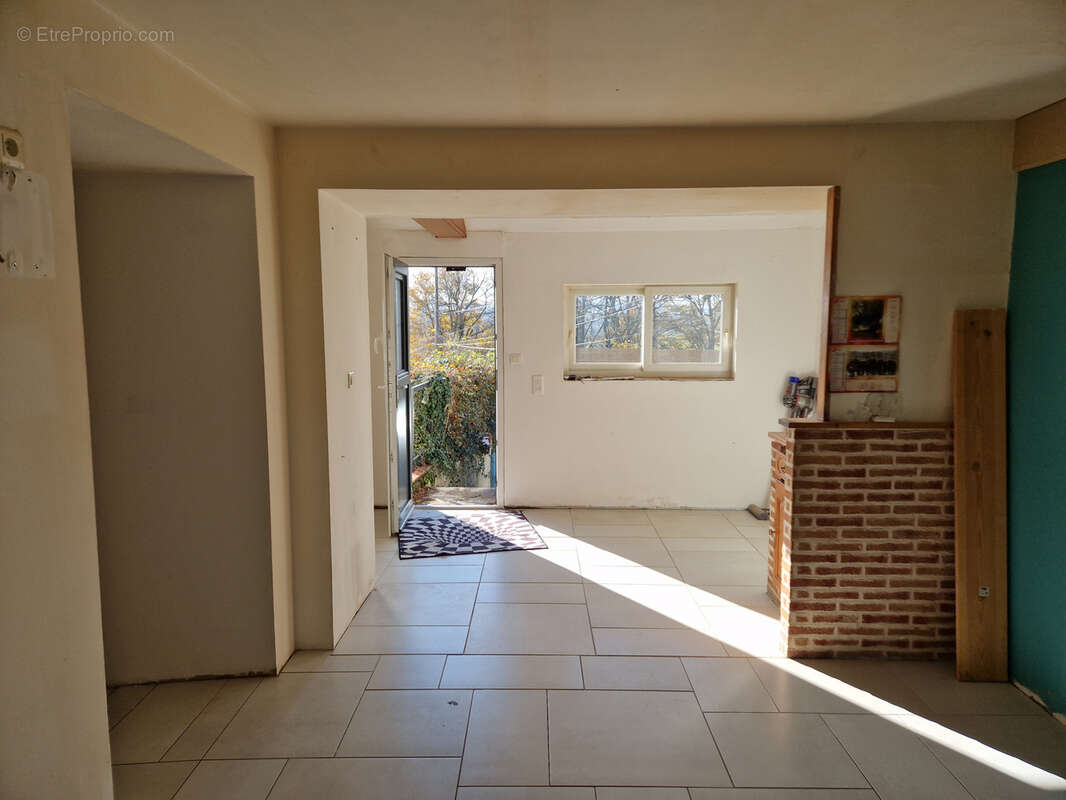 Maison à SAINT-LEGER-DU-BOIS