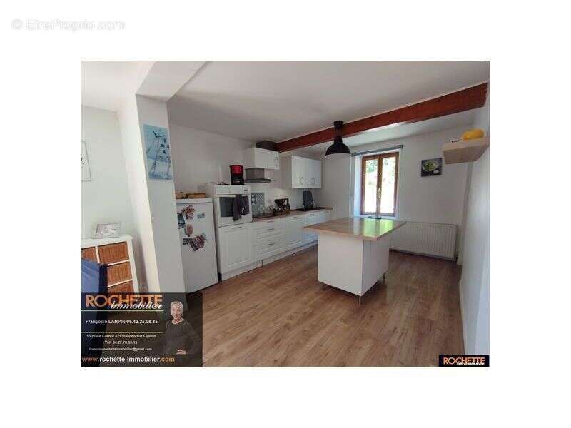 Maison 105 m² à Sail-Sous-Couzan  - photo 2