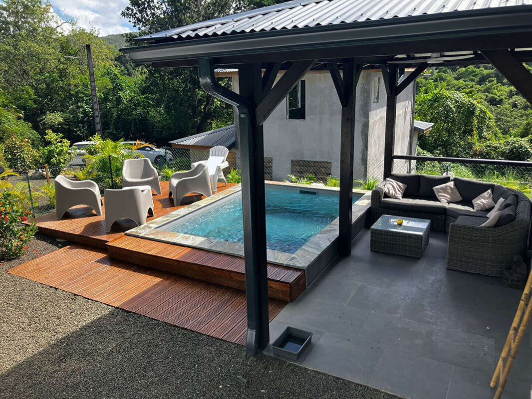 Maison à LES TROIS-ILETS