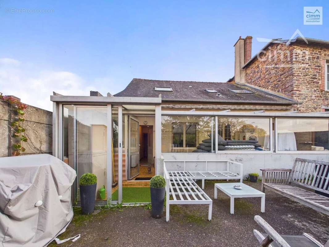 Appartement à BREAL-SOUS-MONTFORT