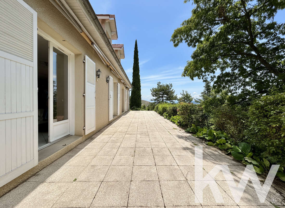 Maison à CLERMONT-FERRAND