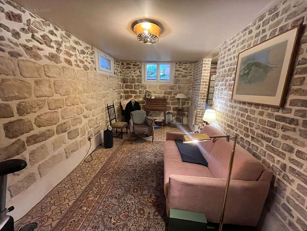 Maison à BOIS-COLOMBES