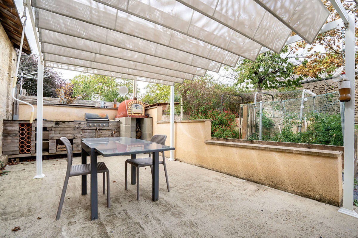 Maison à DOUE-LA-FONTAINE