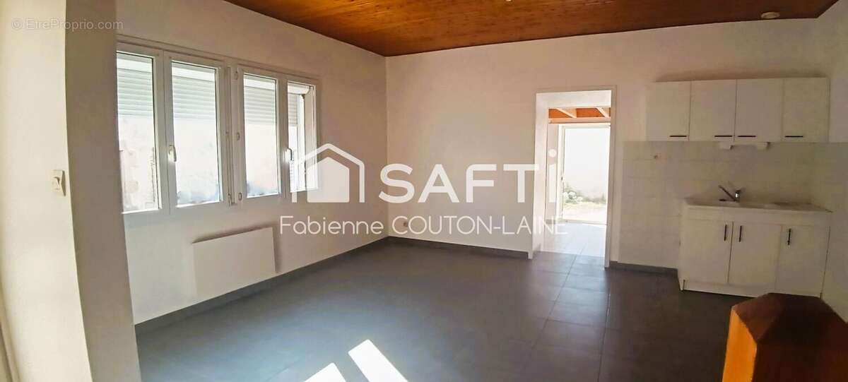 Photo 4 - Maison à VENANSAULT