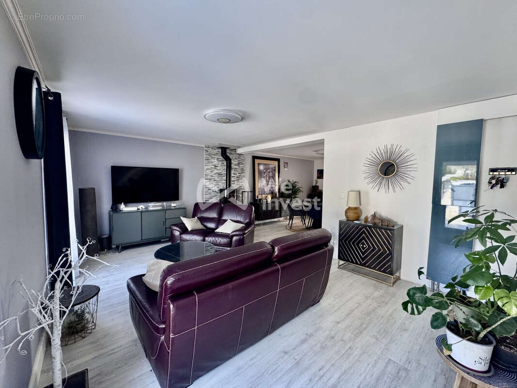 Maison à COULOMMIERS