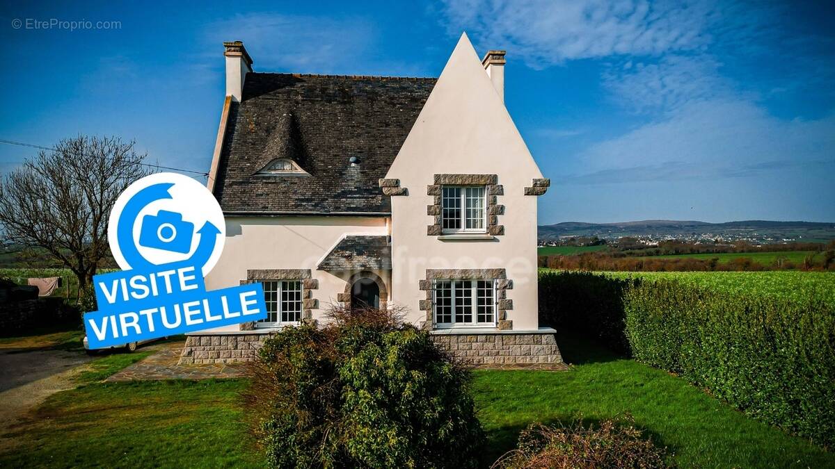 Maison à PLONEVEZ-PORZAY