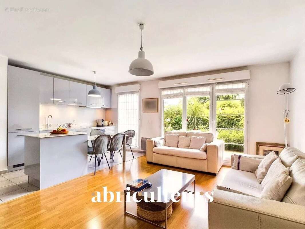 Appartement à RUEIL-MALMAISON