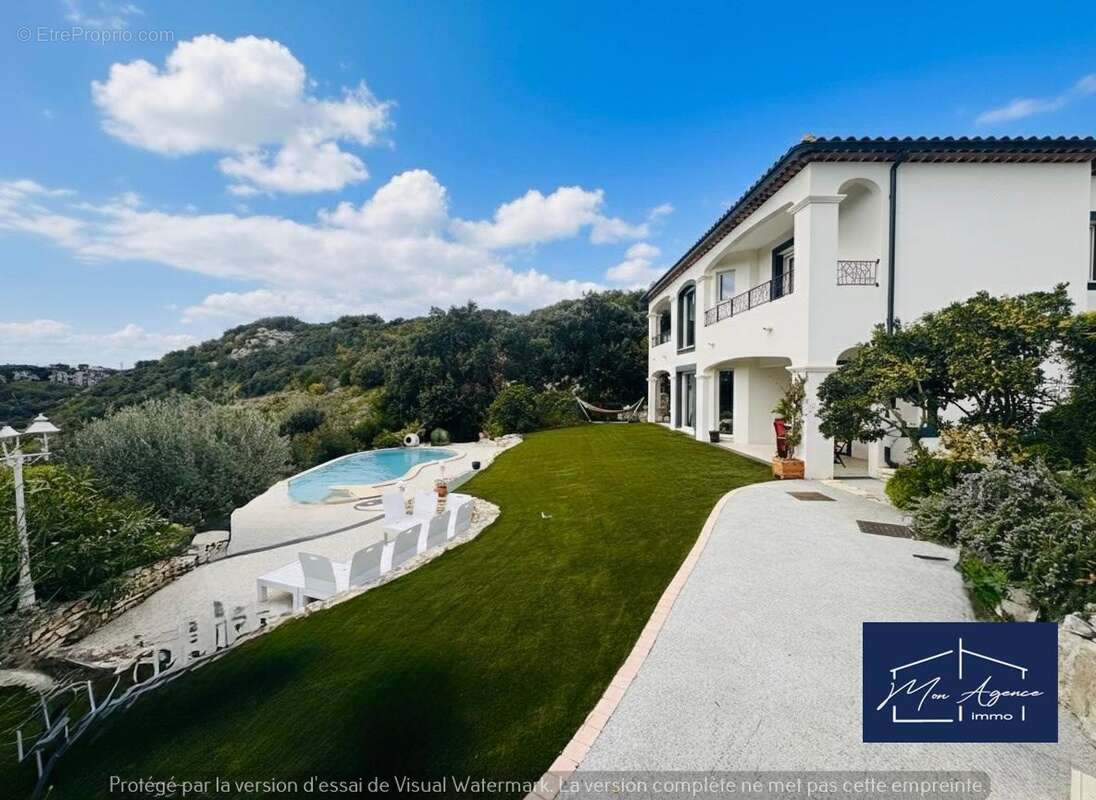 Maison à ROCHEFORT-DU-GARD