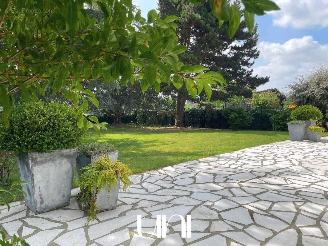 Maison à HEROUVILLE-SAINT-CLAIR