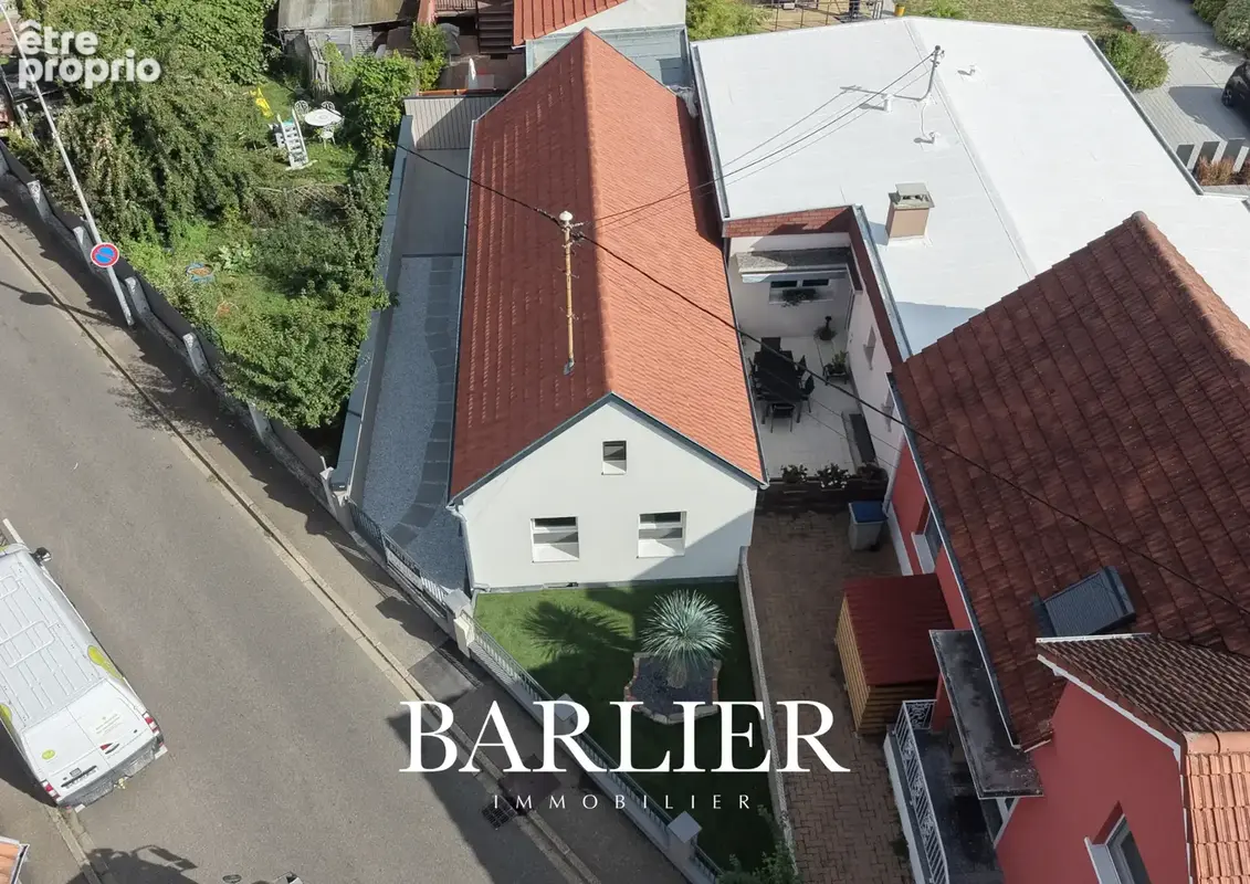 SOUFFELWEYERSHEIM - Maison de plain-pied rénovée 3 pièces 77m2 avec terrasse, cave et parkings - photo 3