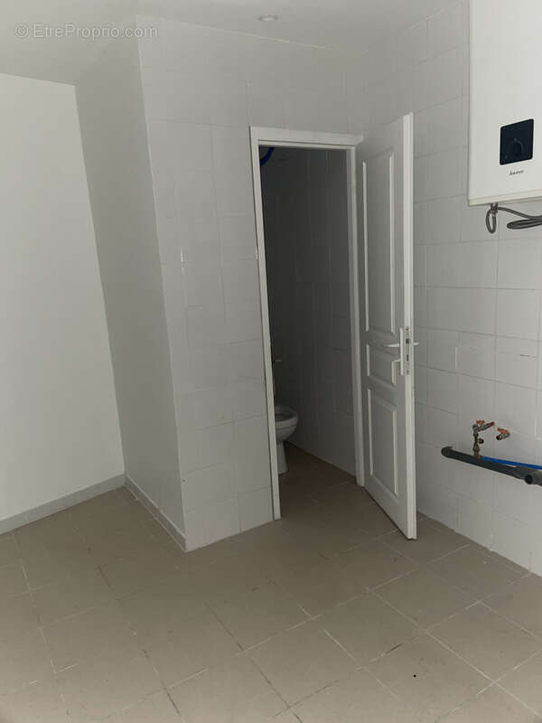 Commerce à MONTREUIL