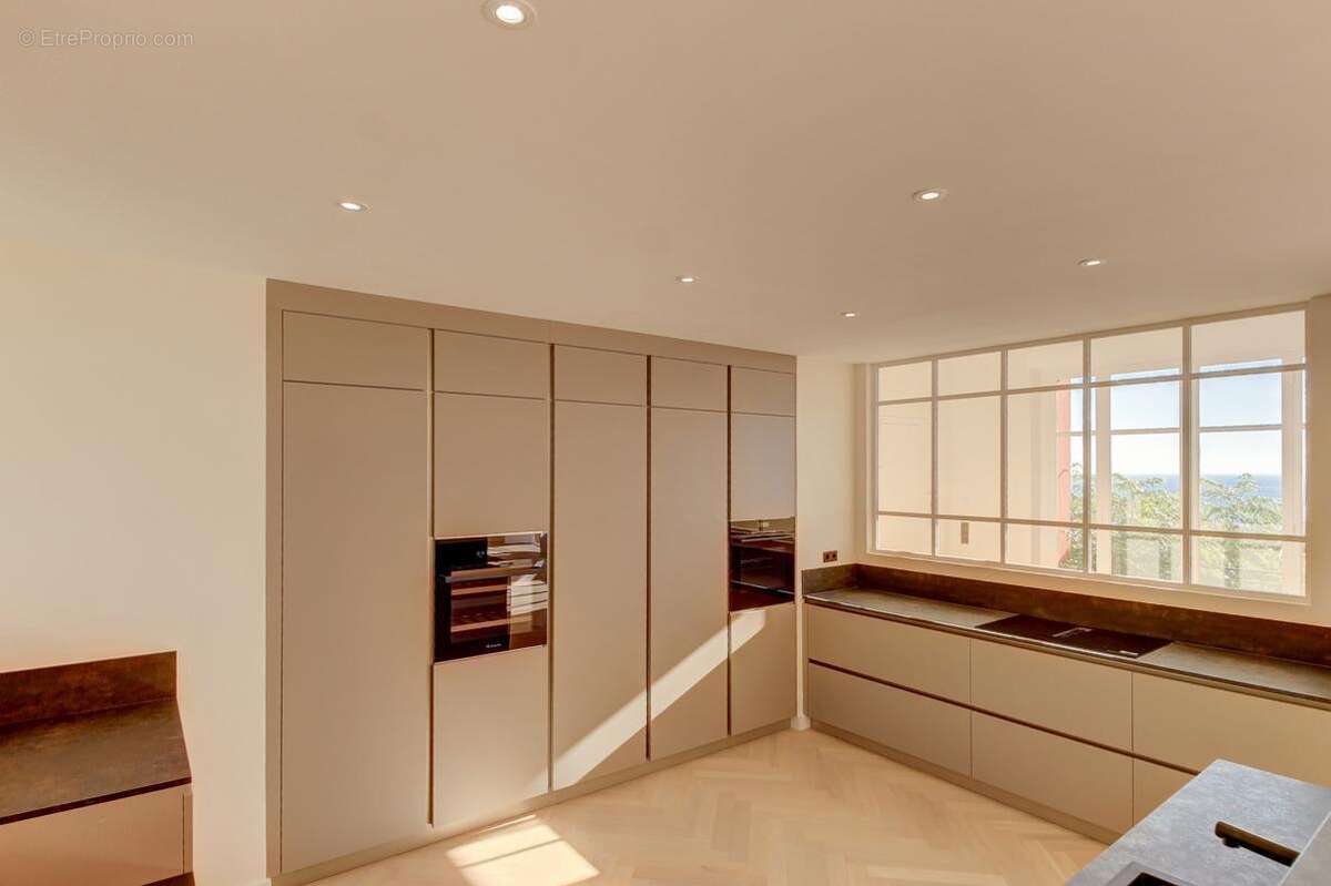 Appartement à BEAULIEU-SUR-MER