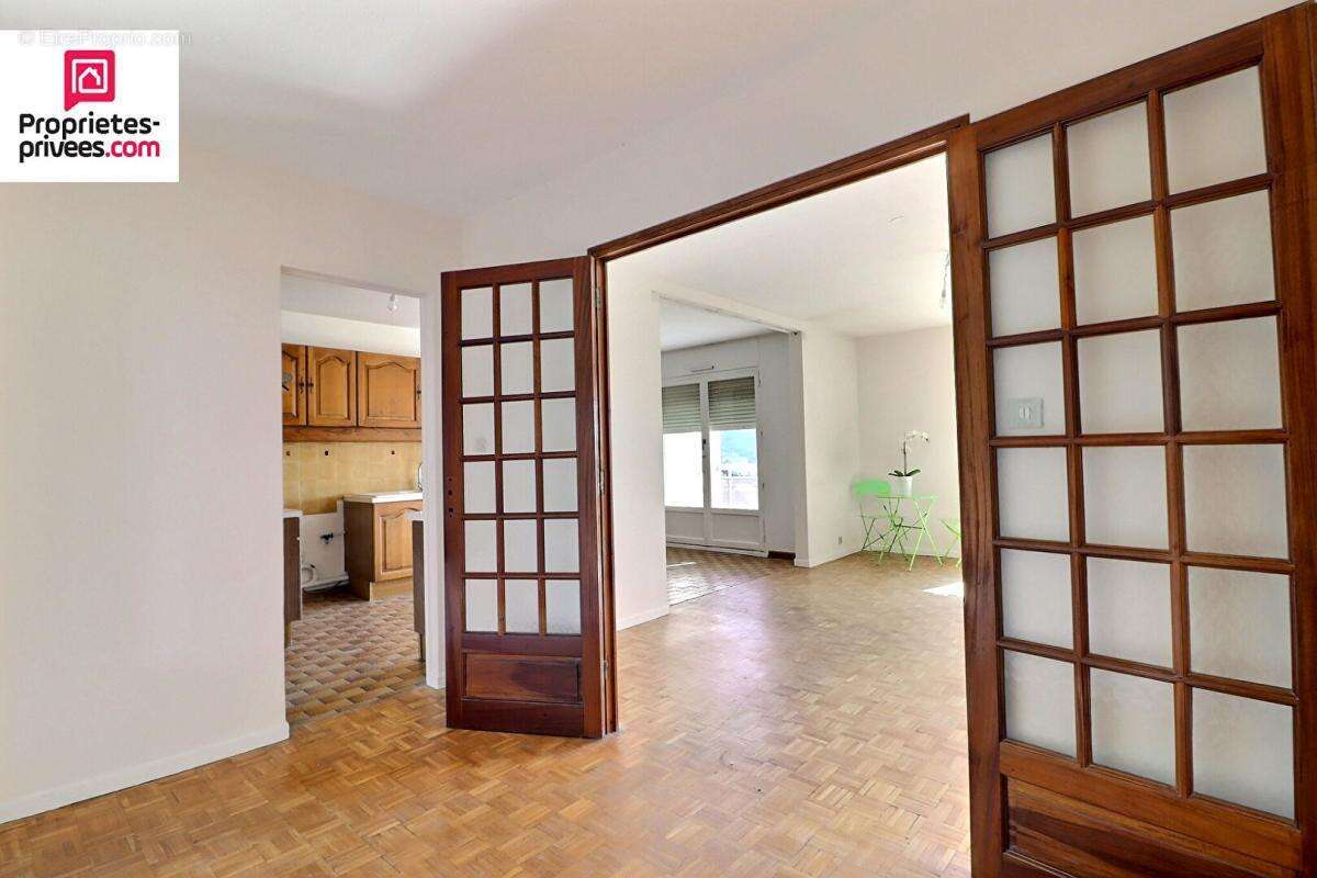 Appartement à MARSEILLE-12E