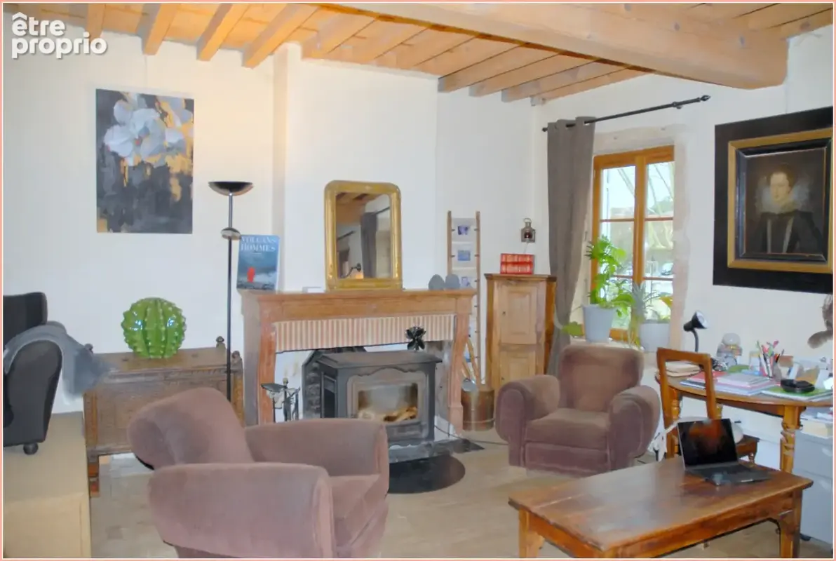 Maison à vendre 147m², jardin + dépendances CURIS AU MONT D'OR (69250) - photo 3