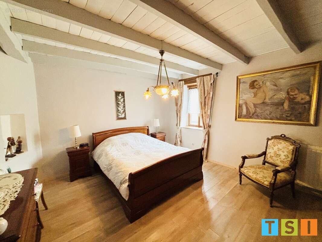 Maison à BACHAS