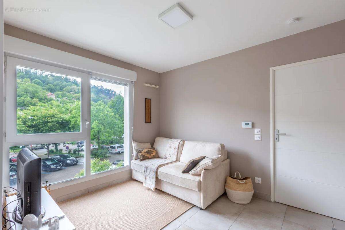 Appartement à GIVORS