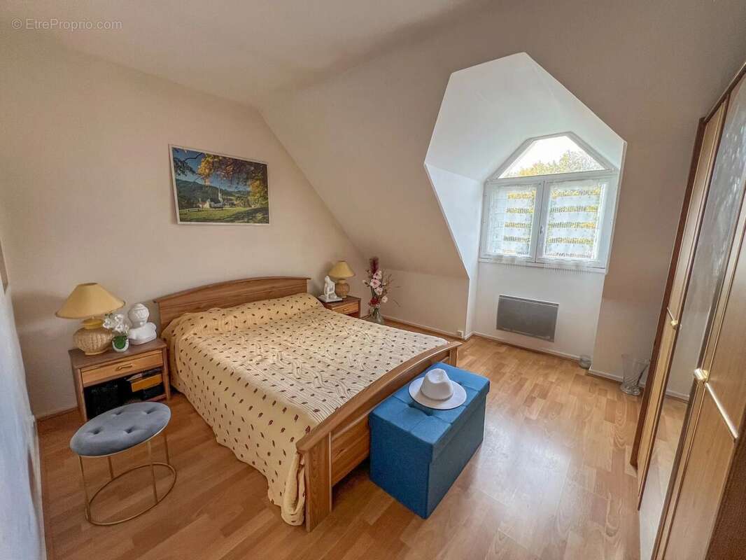 Maison à MONTIGNY-LE-BRETONNEUX