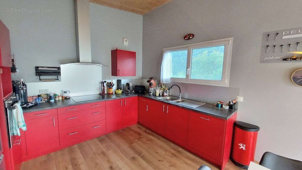 Maison de 2014 à Saint Hippolyte 7 pièces 122 m2 - terrain 938m2 - photo 5