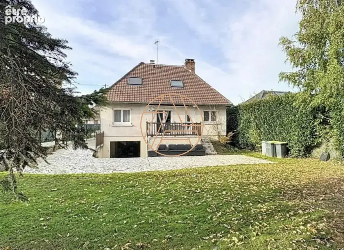 Maison à YERRES