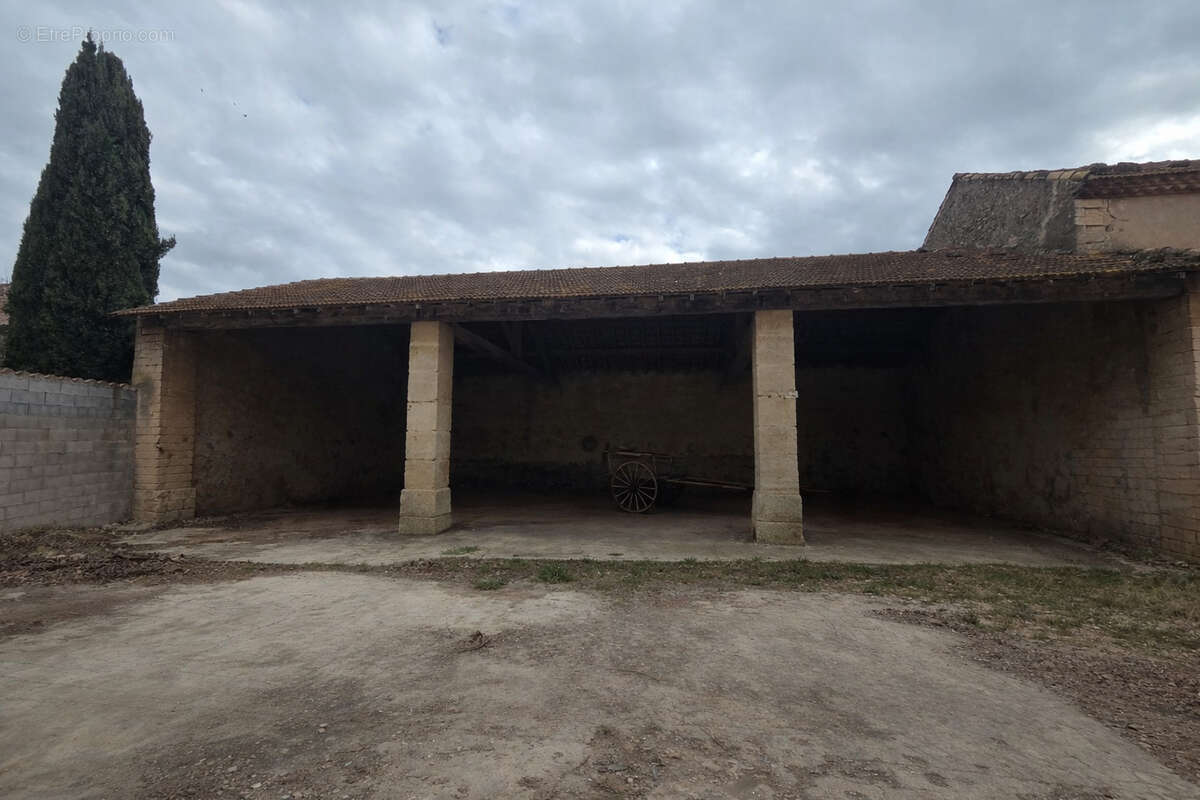 A vendre - puisserguier - terrain constructible et viabilise de 768 m2 - photo 4