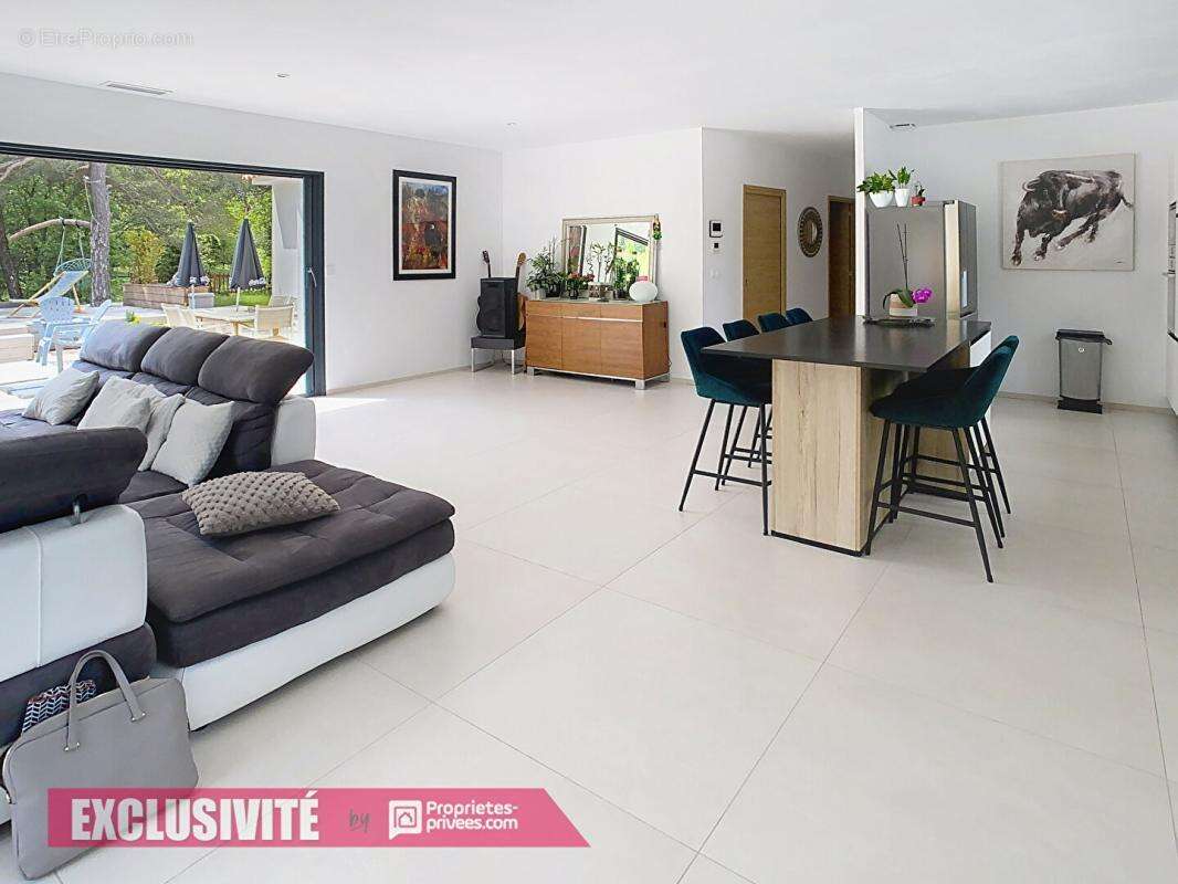 Maison à PLAN-D'AUPS-SAINTE-BAUME