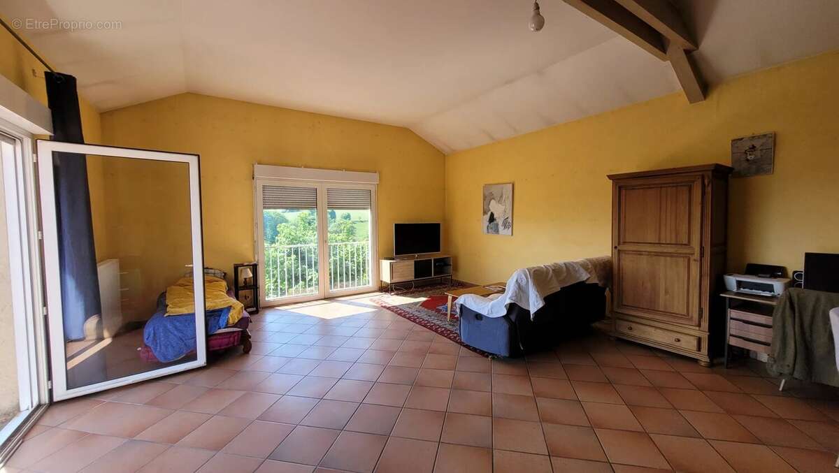 Maison à SAINT-AGREVE