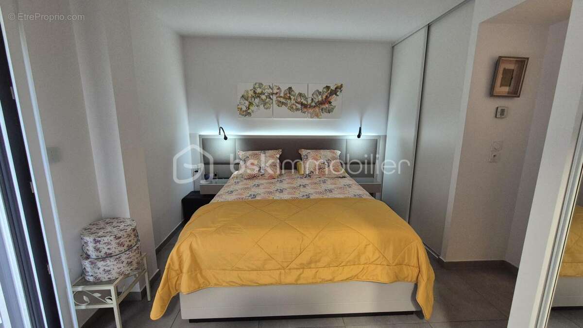 A vendre villa recente trois faces de 108m² sur terrain de 300m² en impasse a saint cyprien plage - proche du port - trois chamb - photo 14
