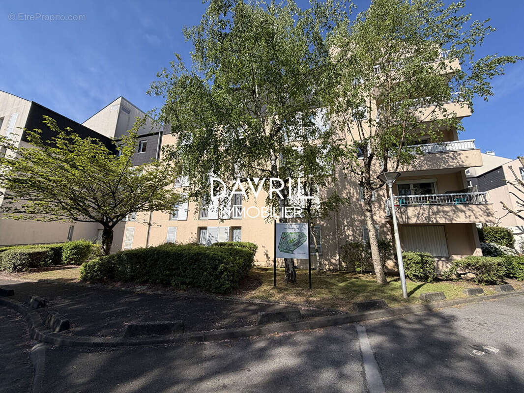Appartement à ERAGNY