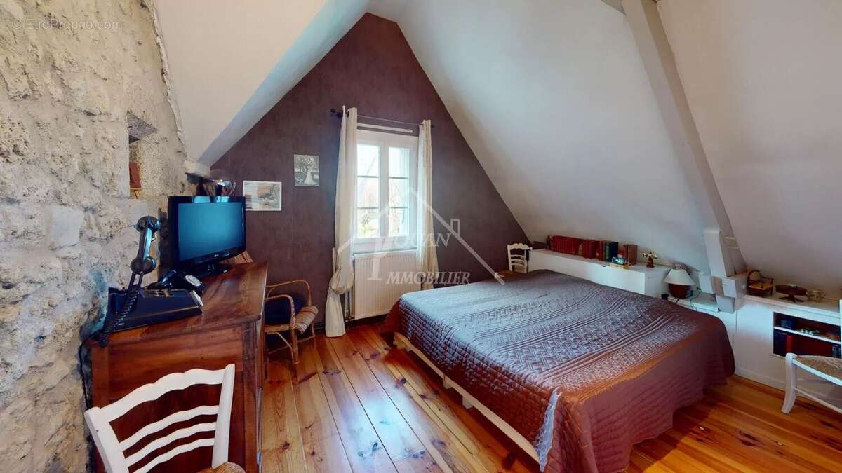 Maison à SAINT-POURCAIN-SUR-SIOULE