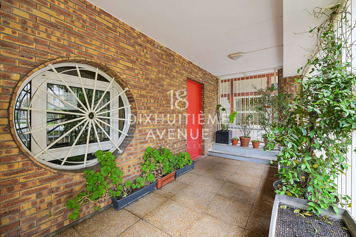 Appartement à PARIS-10E