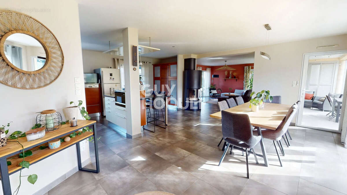 Maison St Martin Des Champs - photo 8