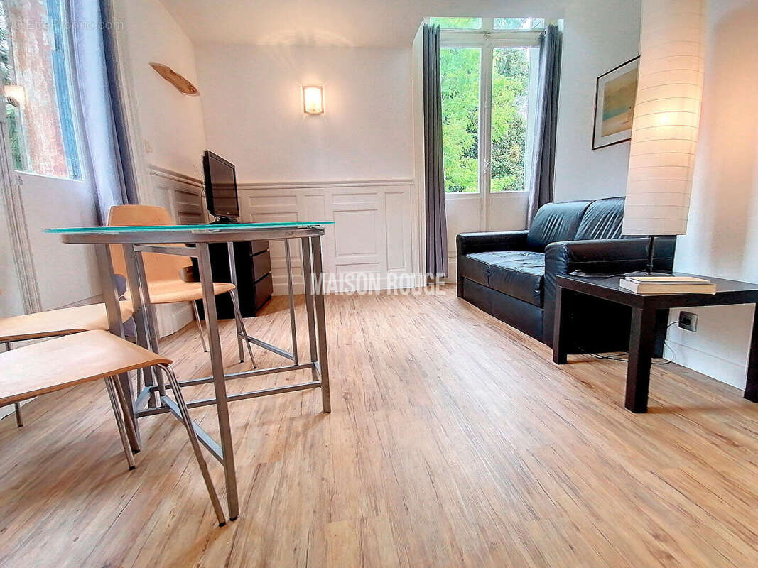 Château 19 e siècle  21 pièces 8400 m² de parc - photo 13