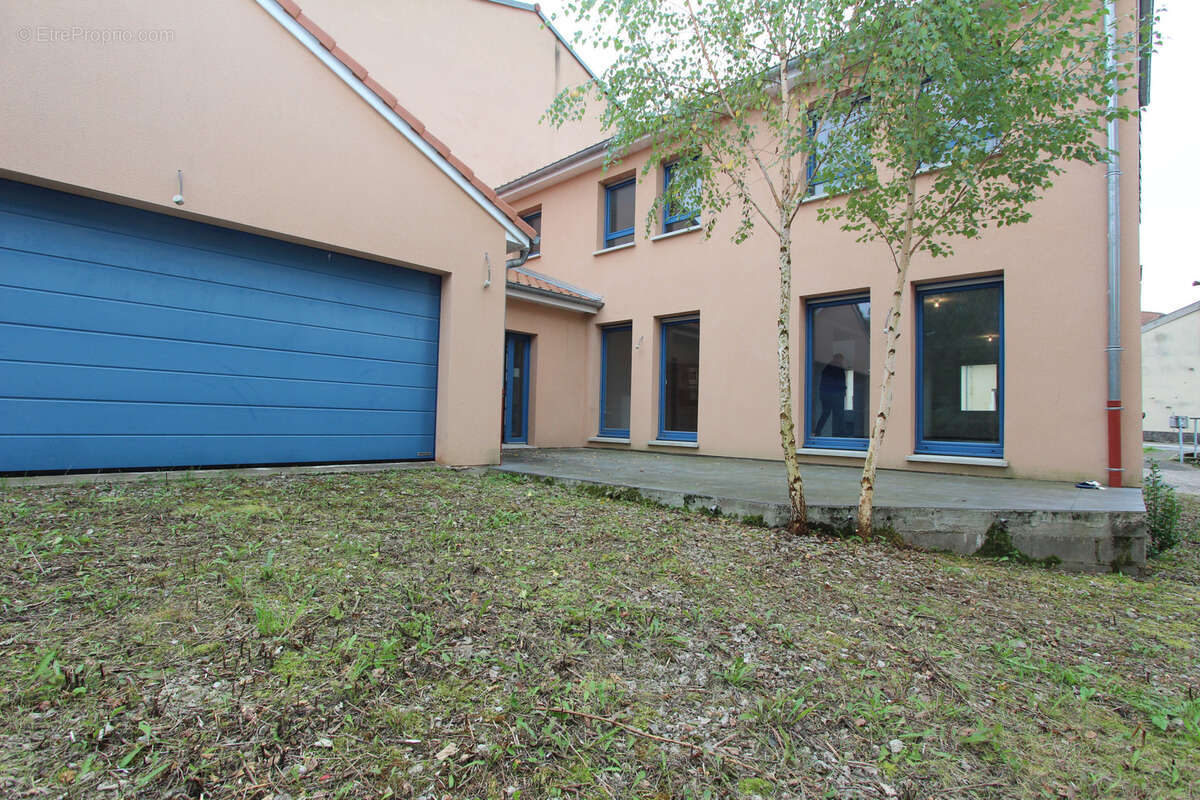 Maison à RECHICOURT-LE-CHATEAU