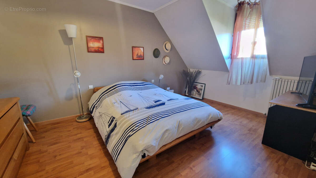 Maison à MARLY-LA-VILLE