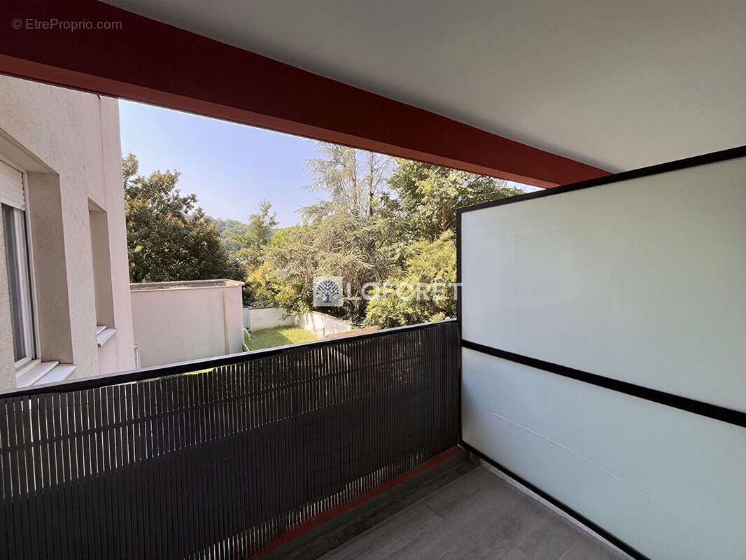 Appartement climatisé  Bourgoin-jallieu 3 pièce(s) 67.92 m2 - photo 4