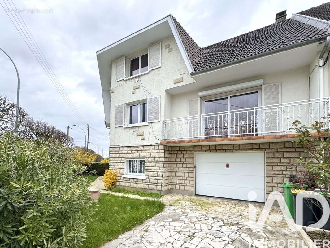 Maison 184 m² à Savigny-Sur-Orge  - photo 5