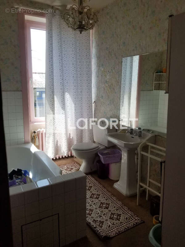 Maison à PLOUMAGOAR