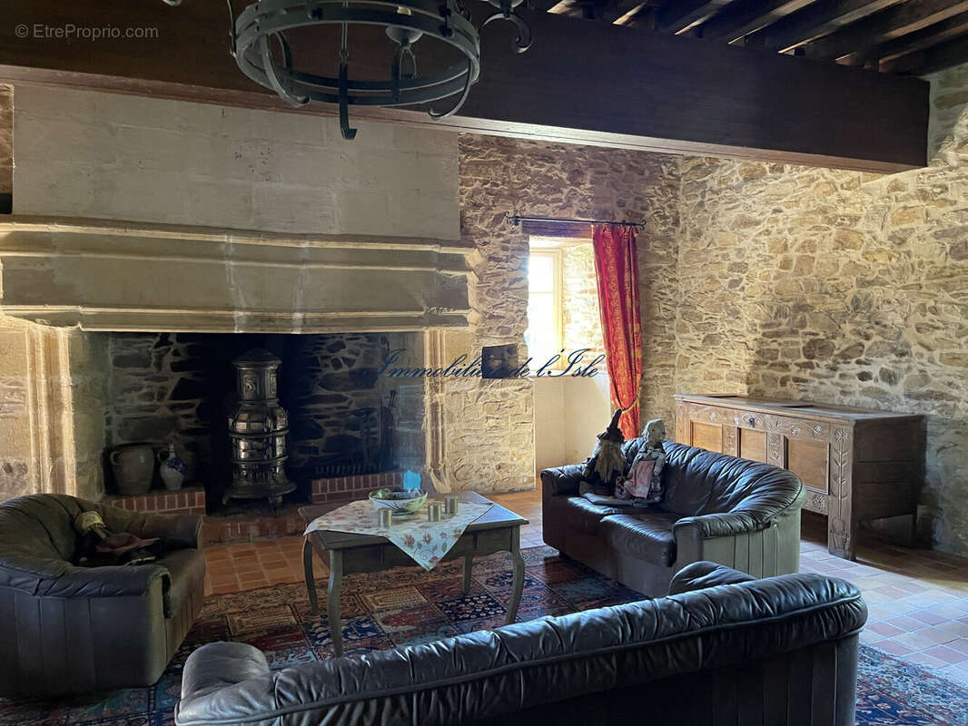 Maison à SAINT-JORY-DE-CHALAIS