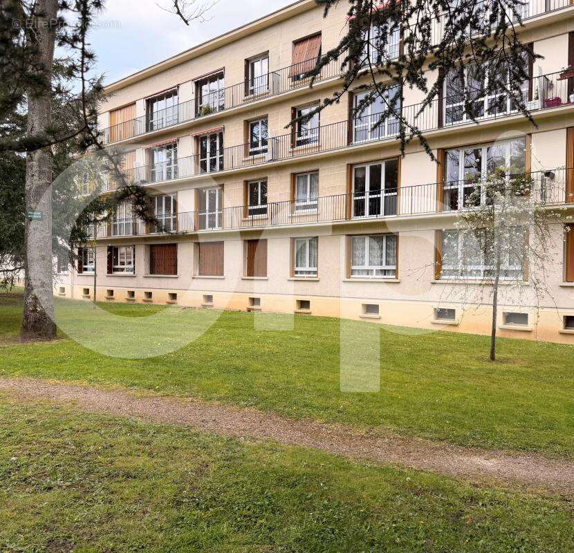 Appartement à COMPIEGNE