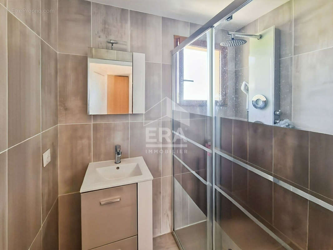 Maison à SAINT-JEANNET