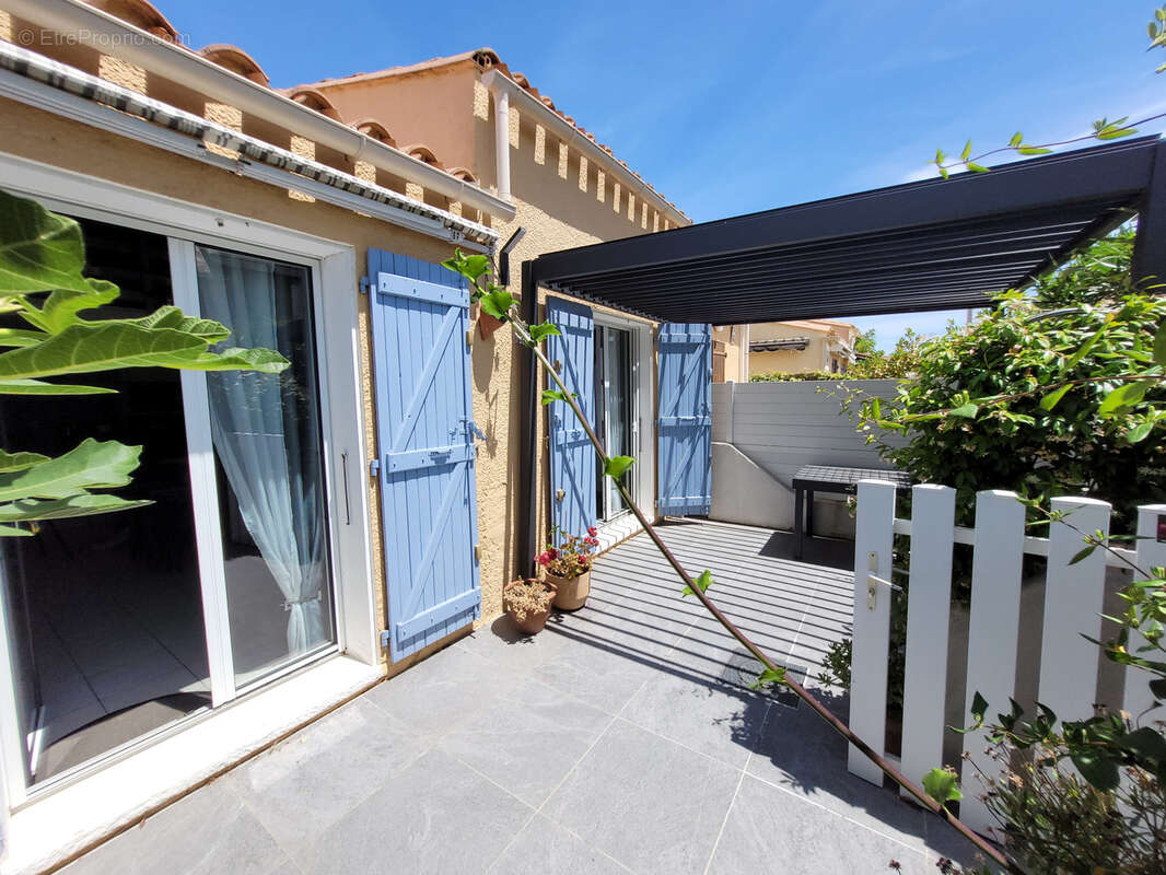Maison à FLEURY
