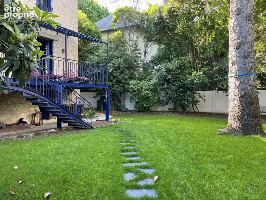 Superbe maison de Maître sur 600m2 de terrain - photo 6