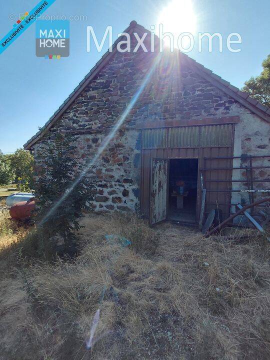 Maison à SAINT-FRONT
