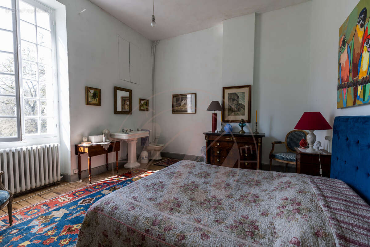 Maison à CAMPAGNE