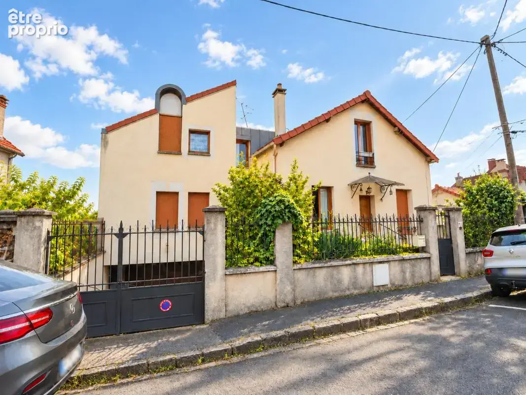 Maison à SAVIGNY-SUR-ORGE