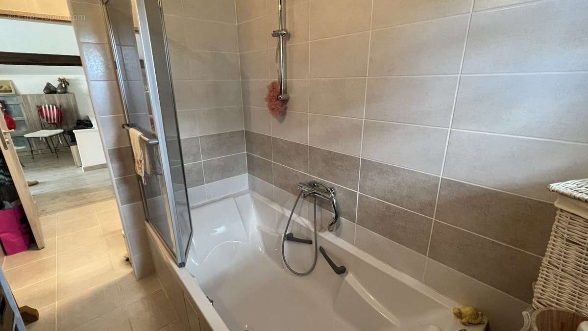 Maison à SAINT-AMBROIX