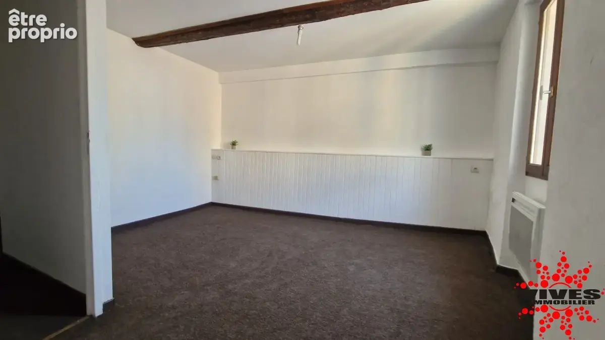 Immeuble de rapport avec 2 appartements et dépendances - photo 12